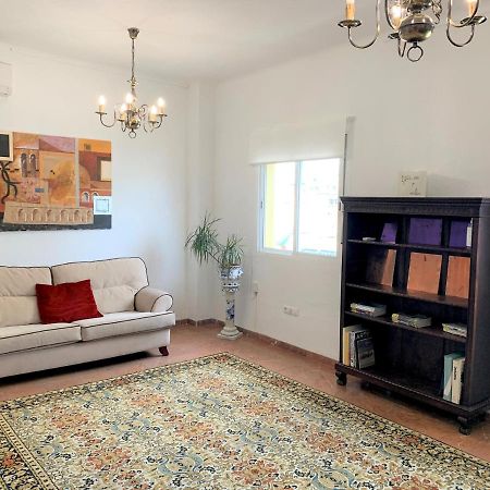 Wide And Traditional- 2Bd 1Bth- Gavidia Sewilla Zewnętrze zdjęcie