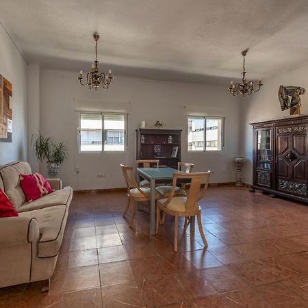Wide And Traditional- 2Bd 1Bth- Gavidia Sewilla Zewnętrze zdjęcie