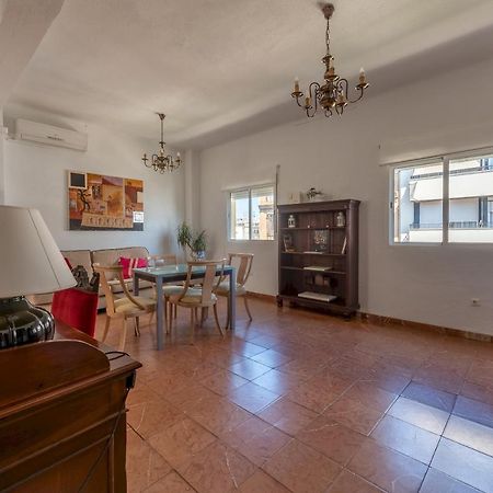 Wide And Traditional- 2Bd 1Bth- Gavidia Sewilla Zewnętrze zdjęcie