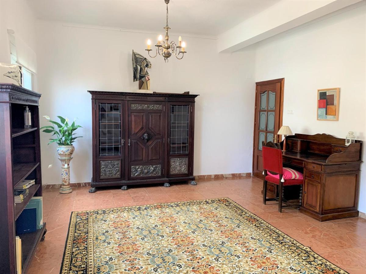 Wide And Traditional- 2Bd 1Bth- Gavidia Sewilla Zewnętrze zdjęcie