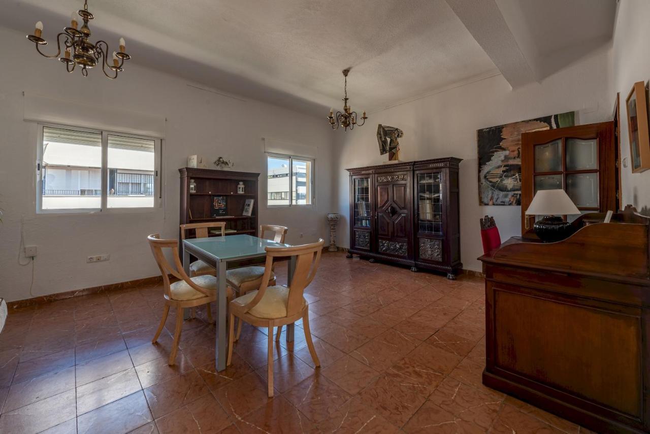 Wide And Traditional- 2Bd 1Bth- Gavidia Sewilla Zewnętrze zdjęcie